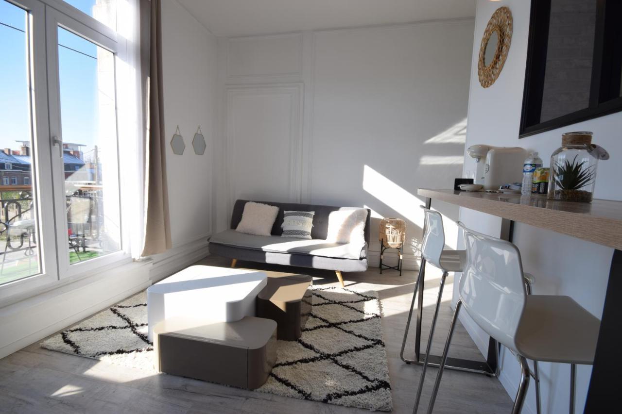 Chic Appart Design - Hyper Centre - Tramway - Free Wifi - Lerelaisdodile12 Валансьен Экстерьер фото